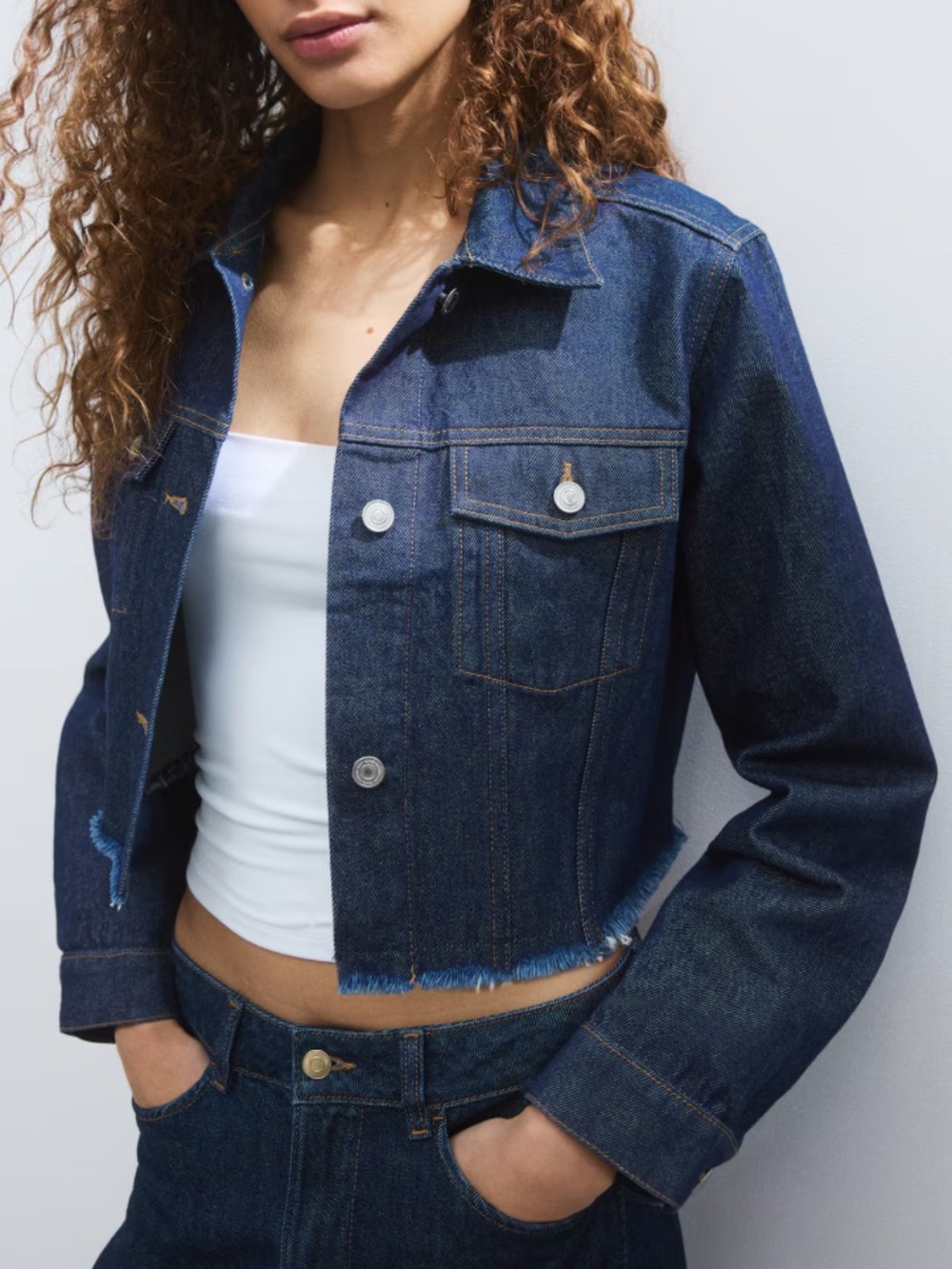 H&M Cropped Denim Jacket in dark denim blue